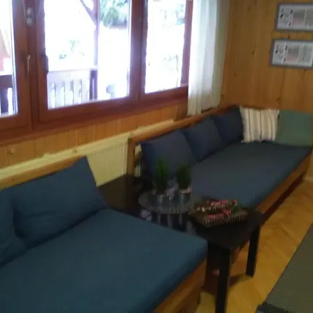 Orman Evi Pod Brdom